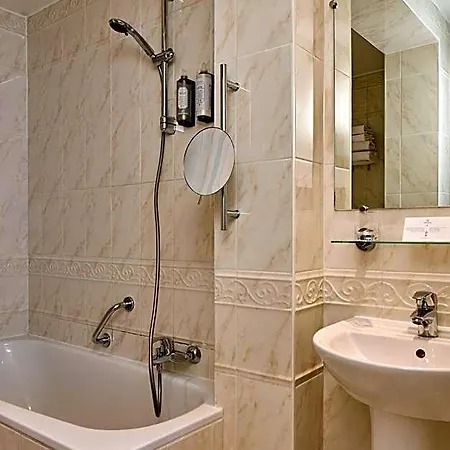 Hotel Timhotel Invalides Eiffel 3*