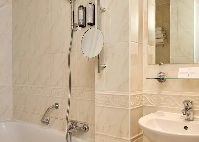 Hotel Timhotel Invalides Eiffel 3*