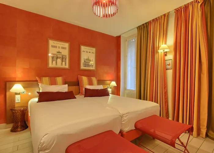 Timhotel Invalides Eiffel 3* Paris