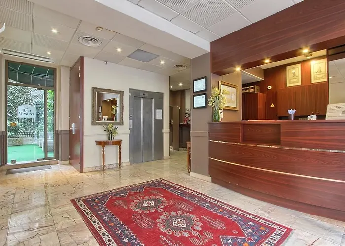 Timhotel Invalides Eiffel 3*